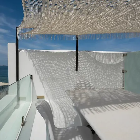 Sophisticated Getaway * パロス島