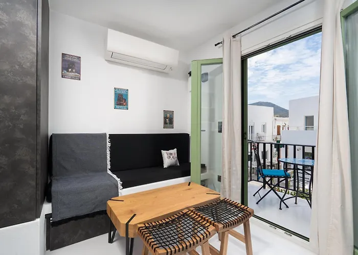 Sophisticated Getaway Apartment *